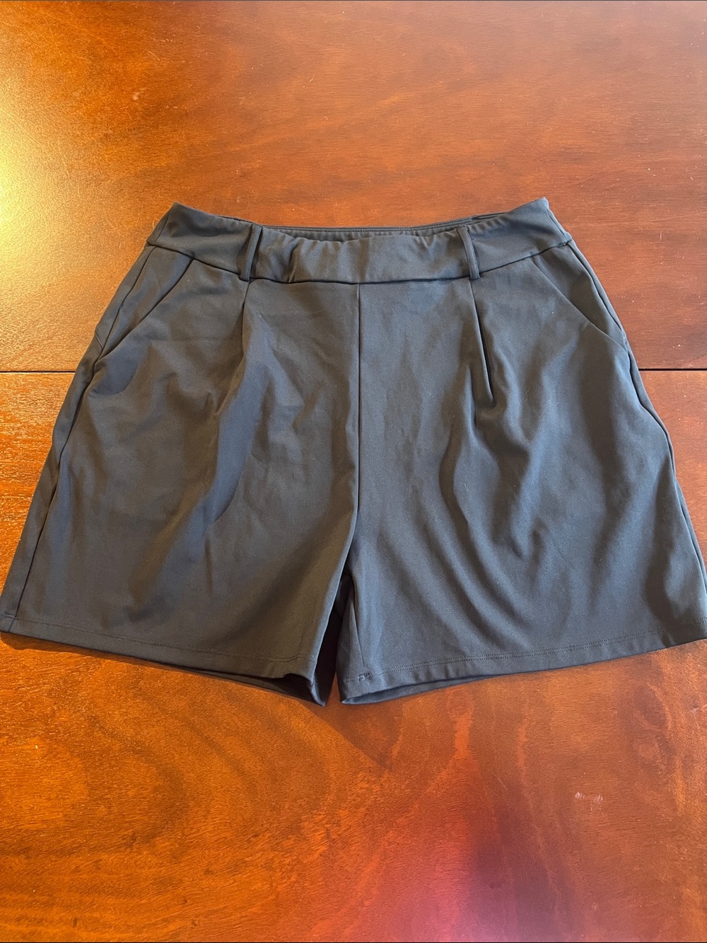 G4Free ponte yoga Shorts — Tailored Pleat Front